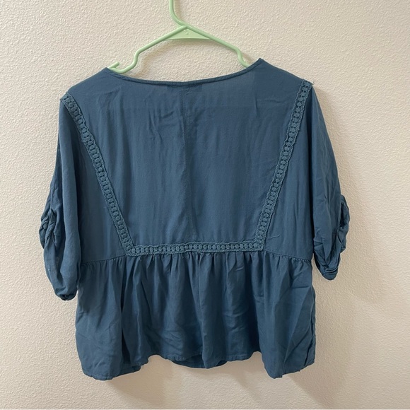 Jessica Simpson blouse blue large - Picture 3 of 3